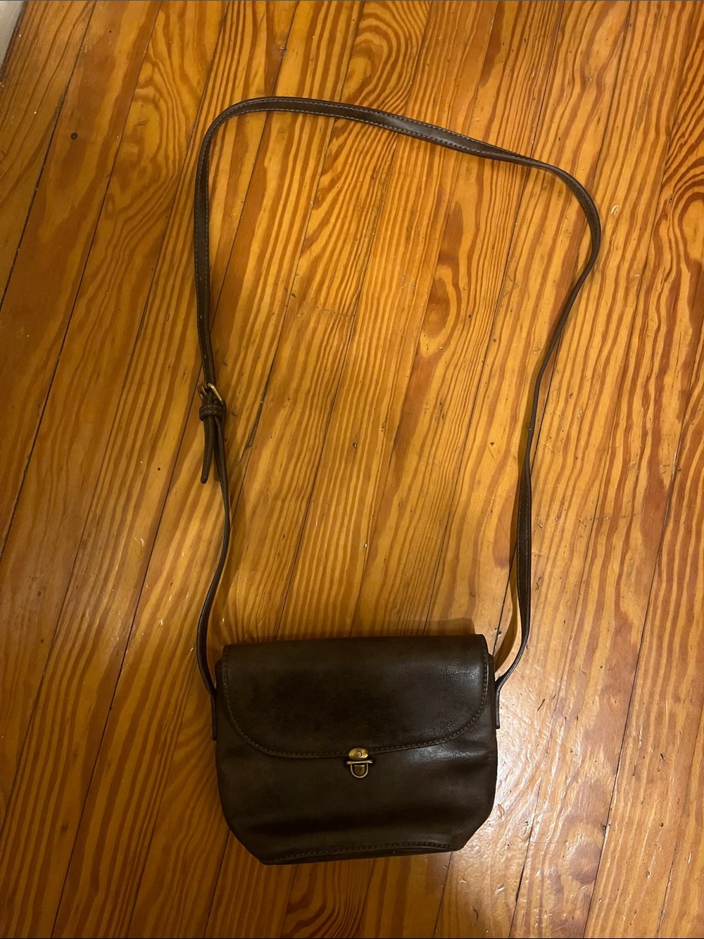 Brandy Melville Classic Brown Leather Crossbody Bag